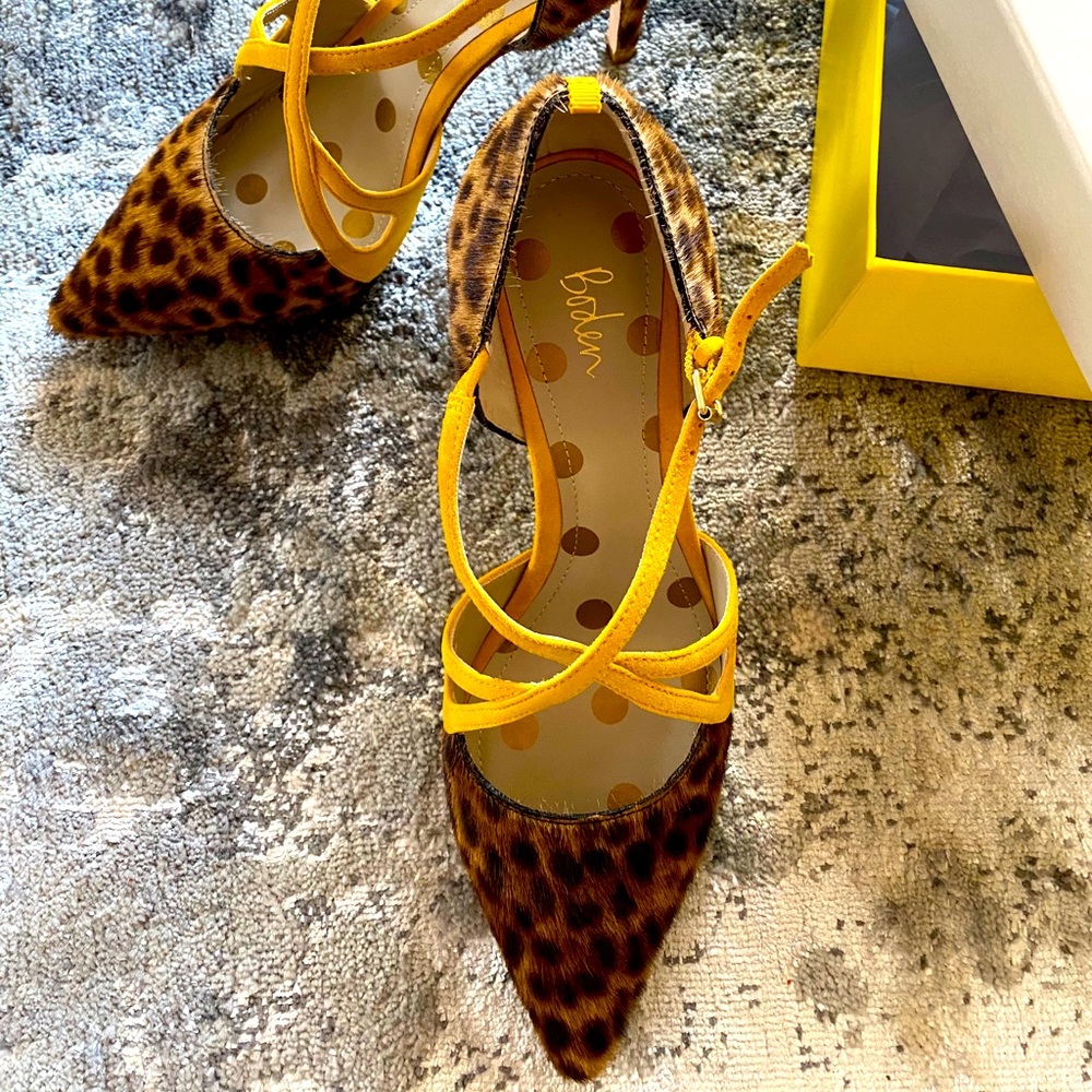 Boden new Shoes 👠 leather . Animal Prints